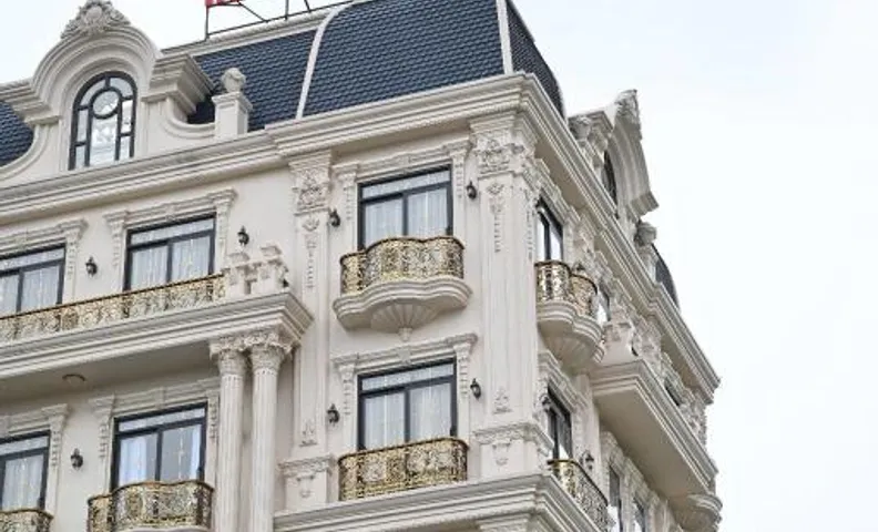 HOTEL NHẬT LONG