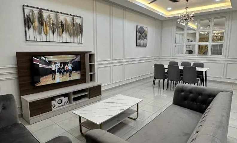 무아르 시티 센터의 프라이빗 하우스 (205m², 침실 4개, 프라이빗 욕실 3개)
