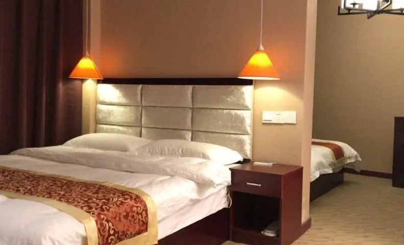 Sanbao Ruixiang Business Hotel