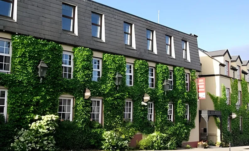 Kee's Hotel