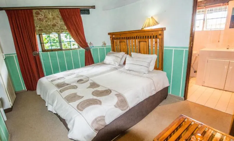 Hoyohoyo Koeltehuis Farm Lodge