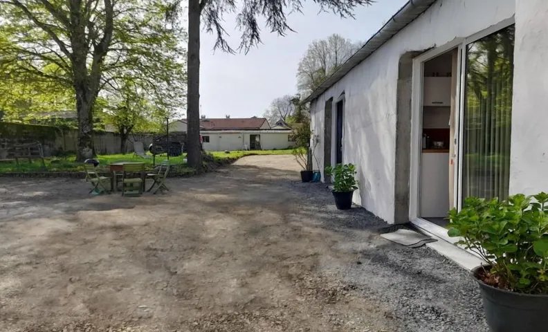 RELAI DU CHATEAU DE LA TOURLANDRY
