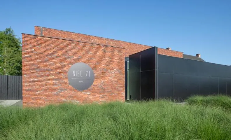 NIEL71 Suite