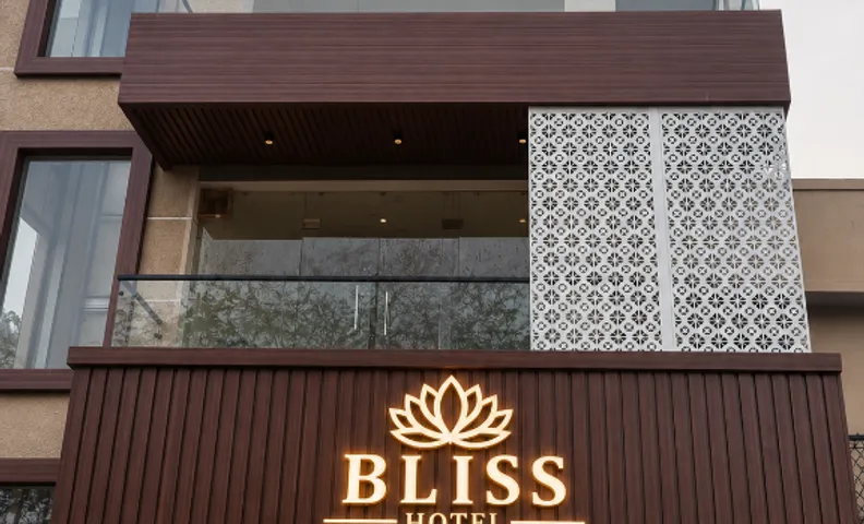 Bliss Hotel