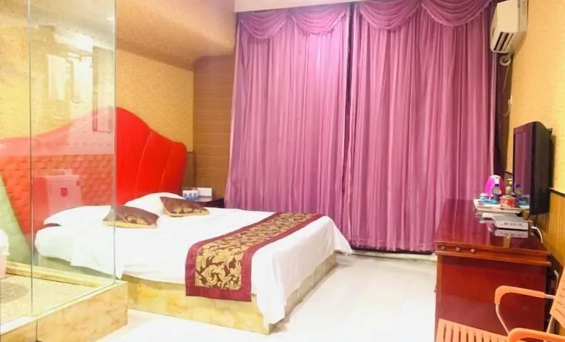 Suihua Fashion Spring Express Hotel