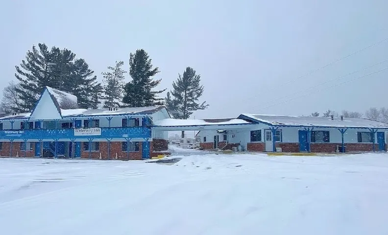 Waterway Inn