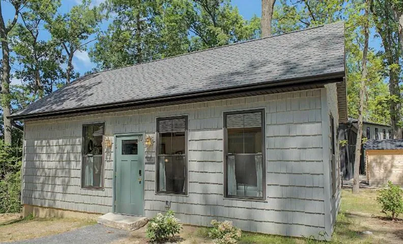 Woodsage - Upscale 2 Bedroom Villa at Petite Acres