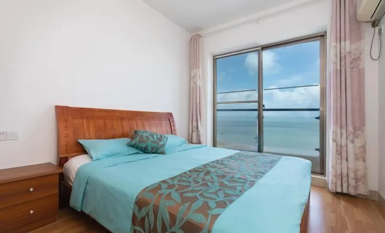 Beihai Tuyu Oceanfront Scenic Apartment