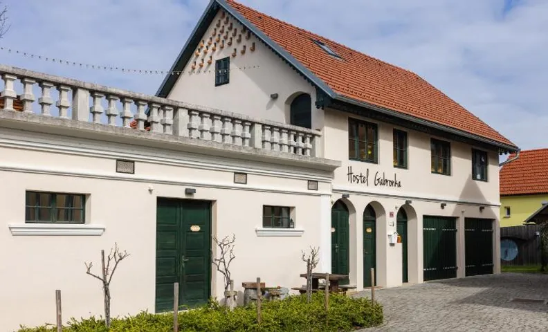 Hostel Gabronka