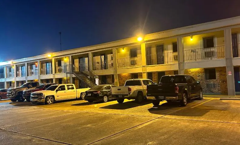 Howards Inn Motel