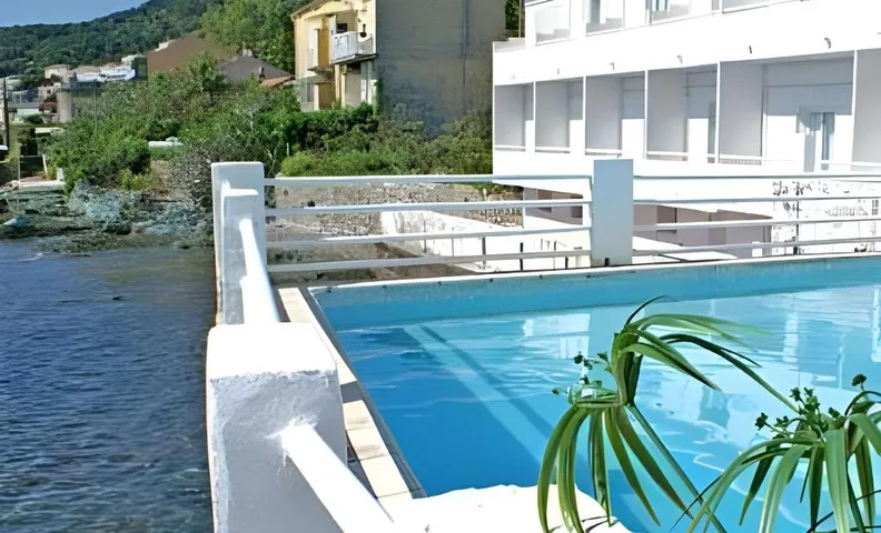 Hotel Ariana