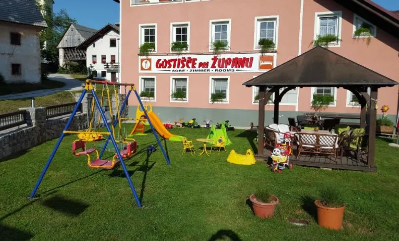 Guesthouse Pri Zupanu