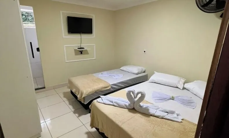 Parada real Hotel Beira da br Manhuaçu MG e Realeza MG