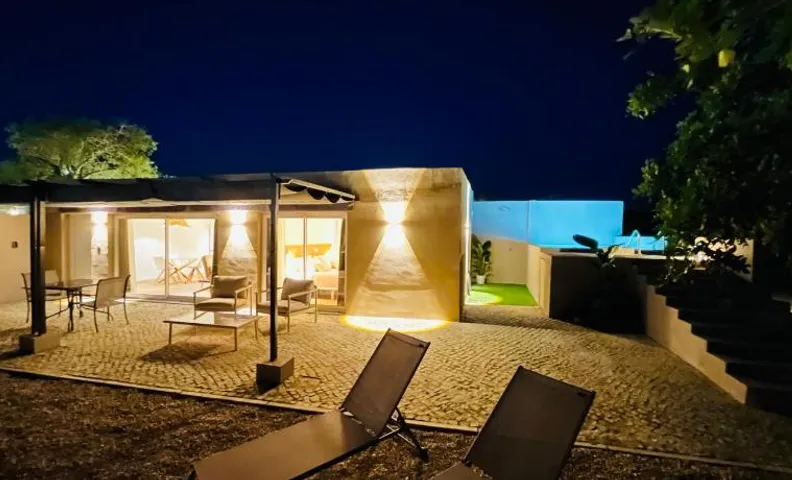 Country Retreat & Private Pool by Quinta da Alfarrobeira