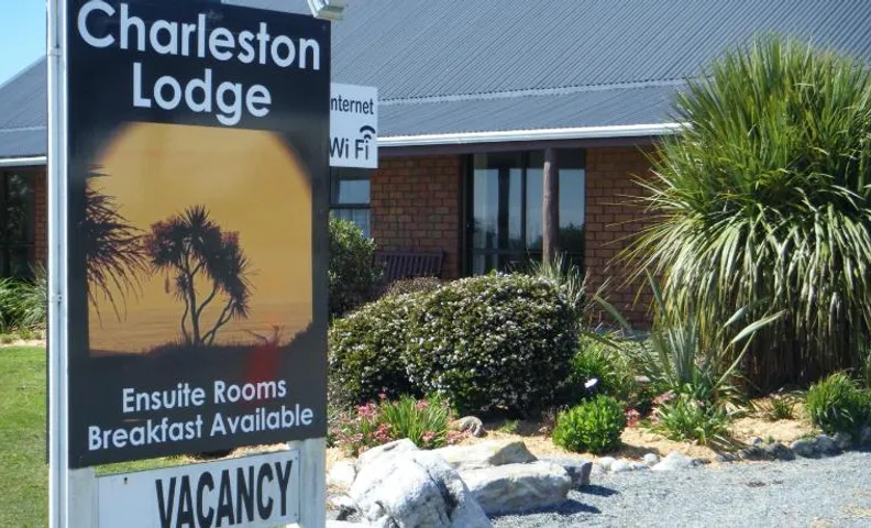 Charleston Lodge