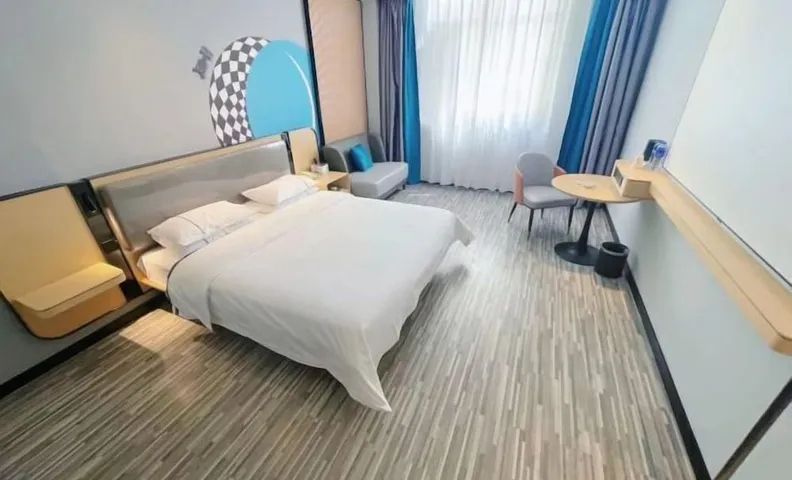 City Convenience Hotel (Yingcheng Railway Station Shanghe Square)