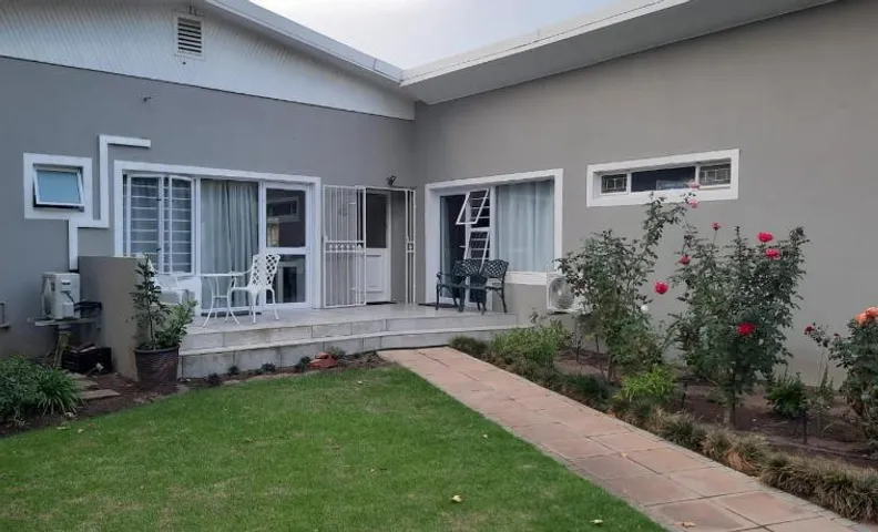 Dennecres4GuestRooms