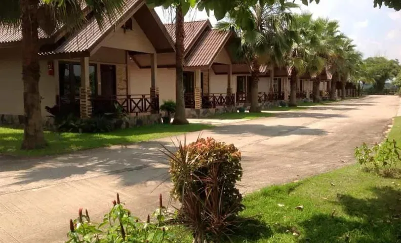 โรงแรมแสงทองรีสอร์ท