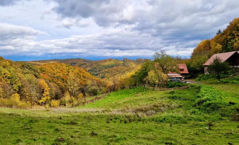 Dolinka Off-grid Eco Farm