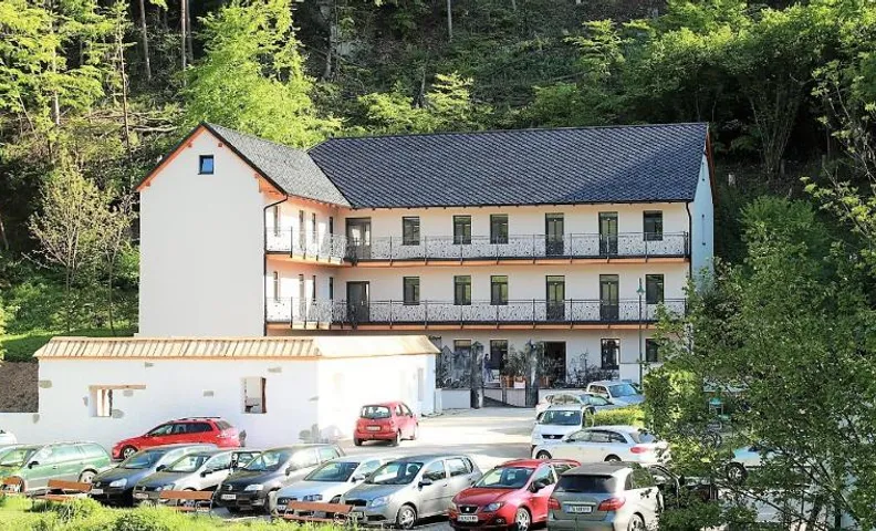 JM Apartments