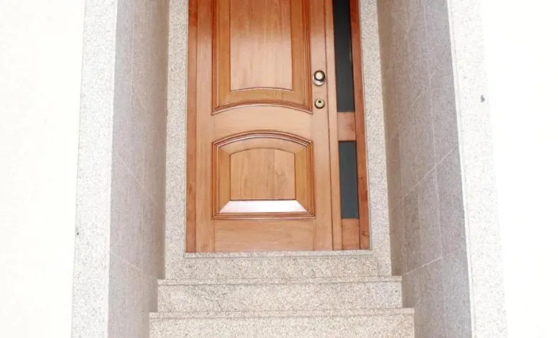 Porto Cruz House