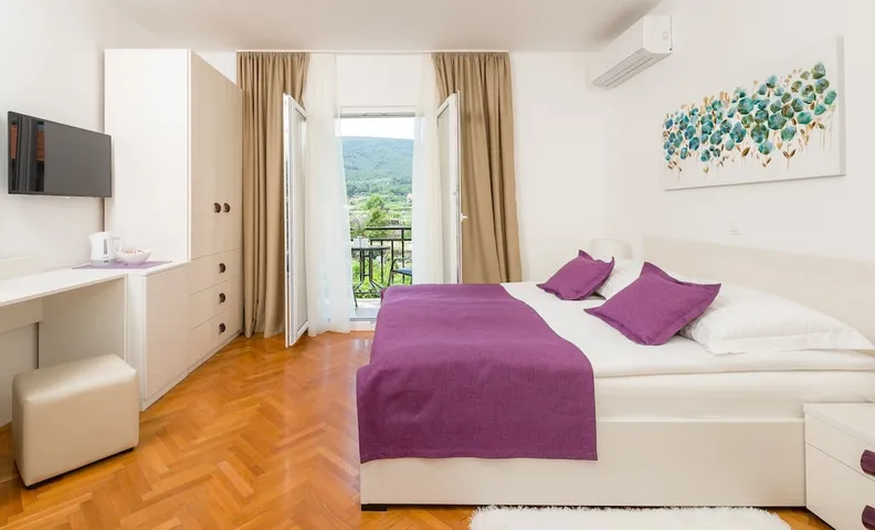 B&B 오로라