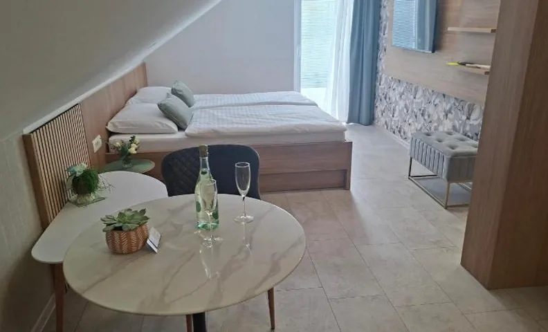 BRIGITA Holiday Rooms - udobje, mir in sprostitev v bližini jezera