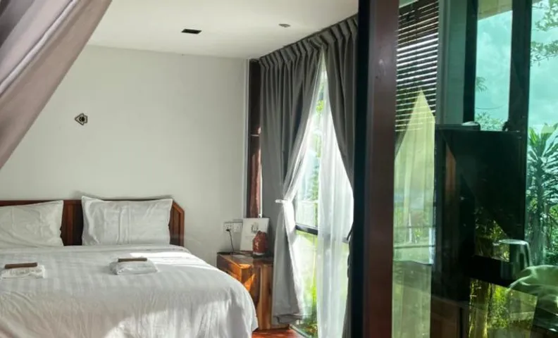 Sunset Lodge 日落小屋 - Simply Minimalistic Rooms with Garden Views at Eco Valley Retreat Balung 豐之谷