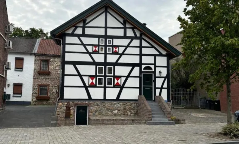 D'r Preëksjtool