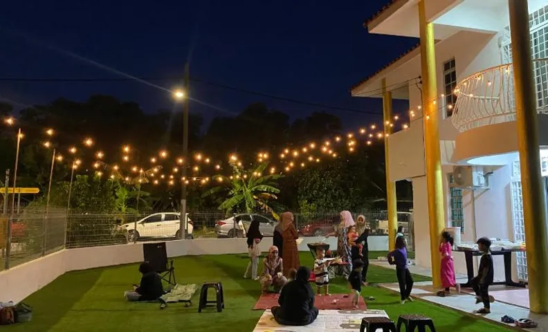 Anggun's palace