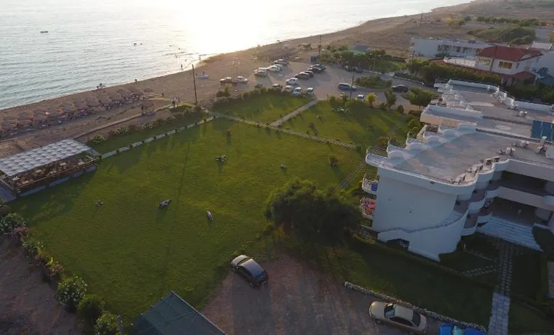 Ostria Hotel Kakovatos Beach