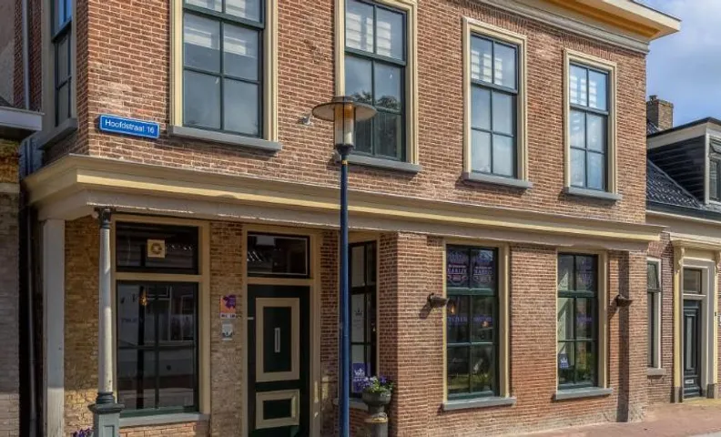 Unieke Bed en Breakfast met historisch verhaal in Ferwert De K roon van Marijn