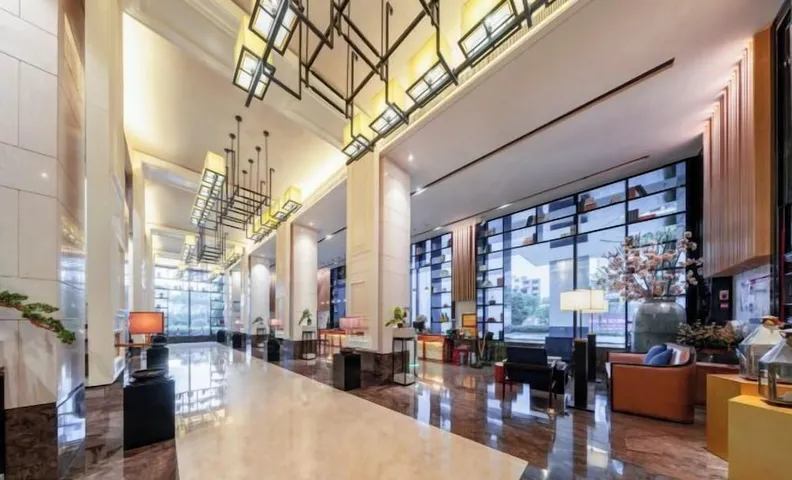 Guigang Railway Station UEASY Hotel