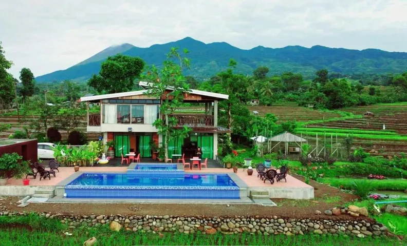 Kalaparan Farm House by HiveRooms