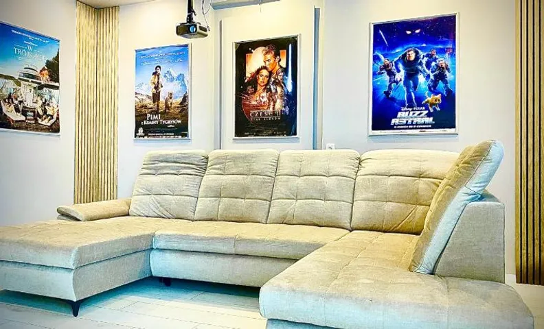 Kino na łące apartament z jacuzzi i prywatną salą kinową