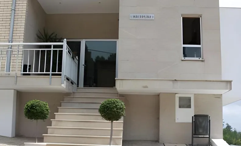 Dom Hotel