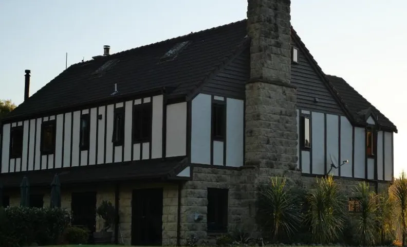 Onetai Estate