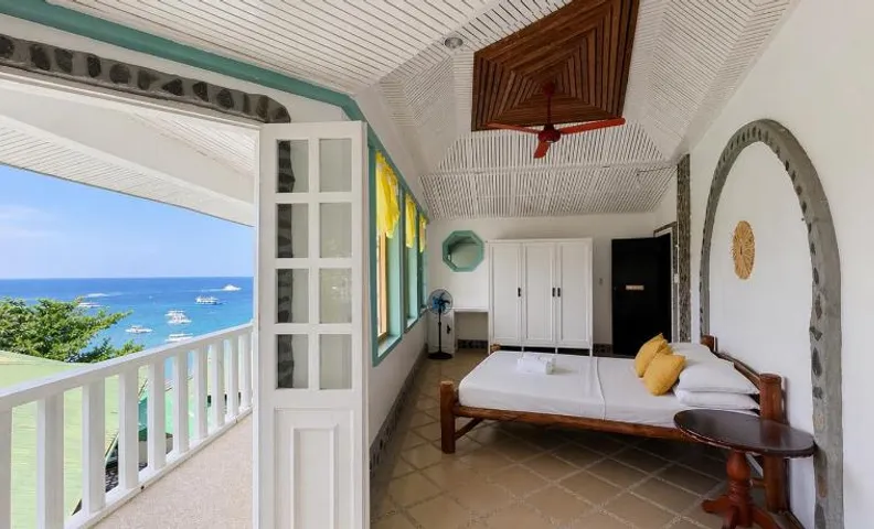 Private Home in Apo Island