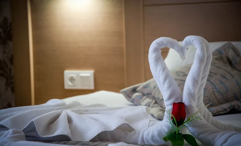 뮈테벨리 오텔