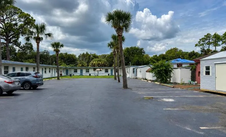 Vanguard Motel