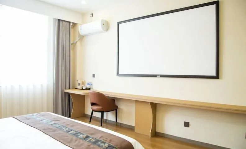 Quzhou Ying Hotel