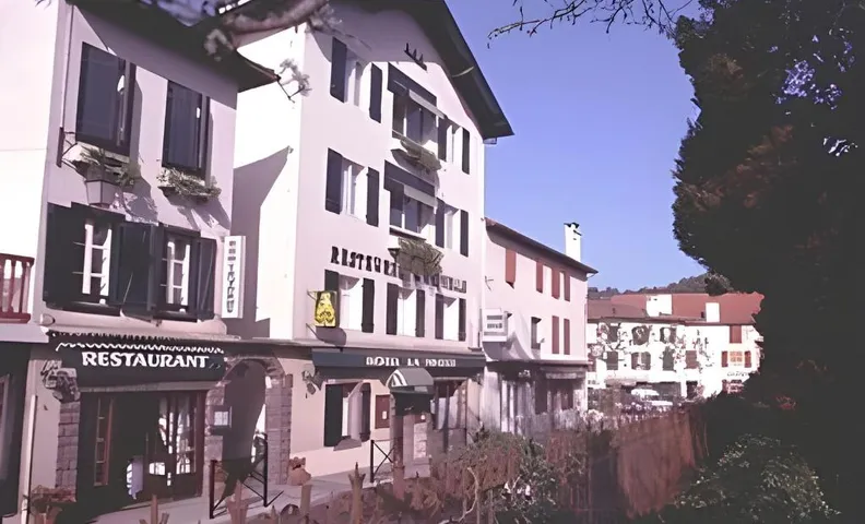 Logis Hotel de la Nivelle