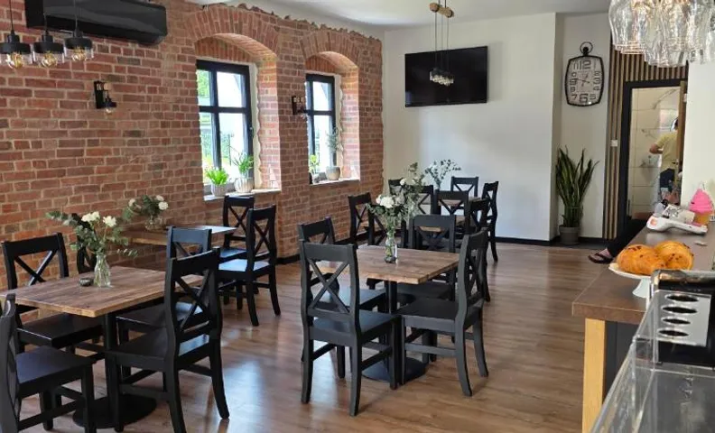 Turystyczna 9 apartamenty & cafe