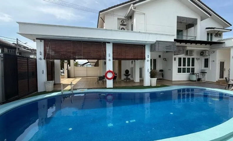 Seri Botani Private Pool Villa 5BR