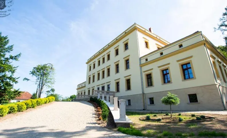 Pałac Lubiechowa-Jelenia Góra- Riesengebirge
