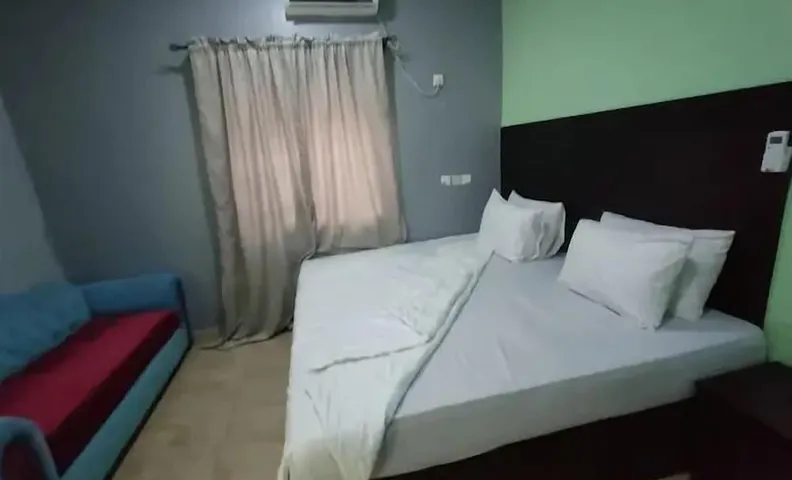 화이트힐 럭셔리 호텔