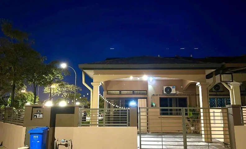 Quayside Cove Homestay - Corner House, Shah Alam Rimbayu Bandar Saujana Putra