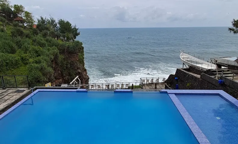 Teras Kaca