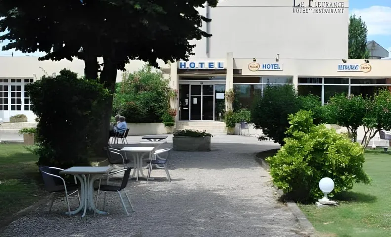 Logis Hotel & Restaurant Le Fleurance