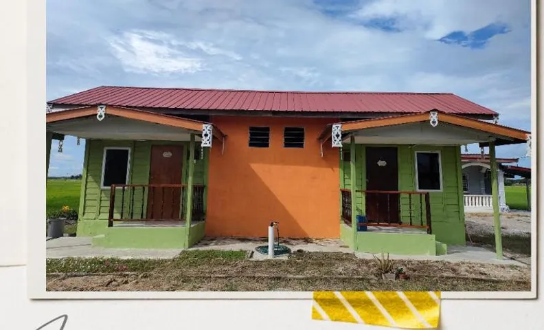 Izz Homestay Sawah Padi Sungai Besar !
